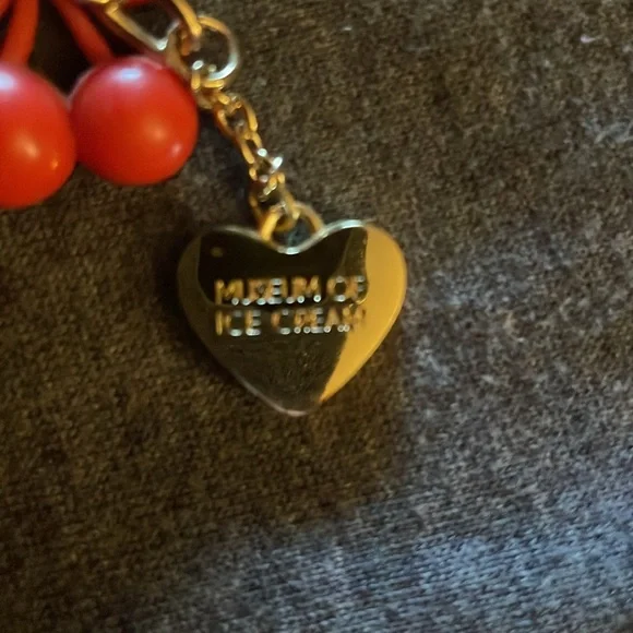 Museum of Ice Cream x Sephora Collection - Picture 3 of 4